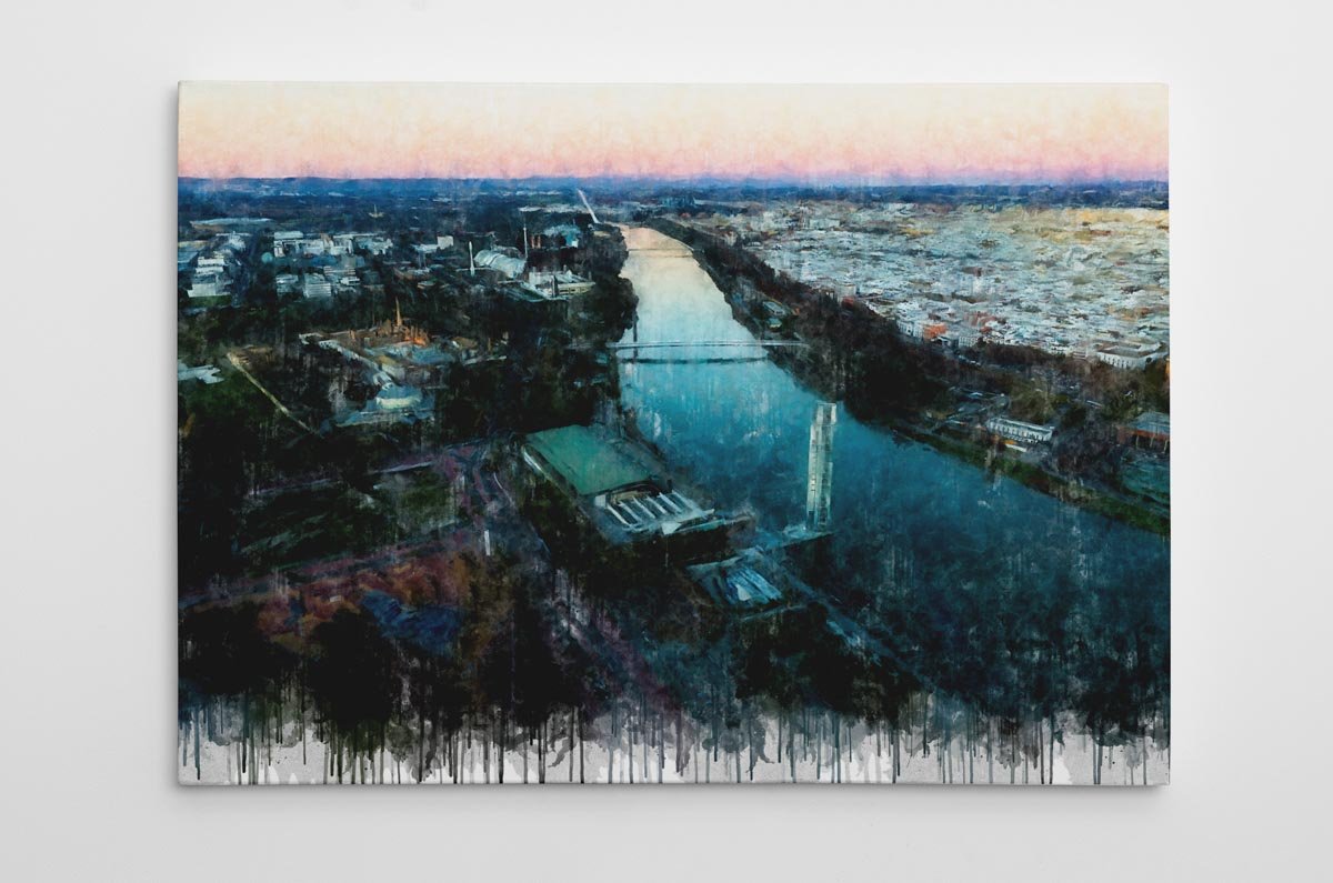 Cuadro moderno de Sevilla con vista aérea de la Expo al atardecer, el río Guadalquivir en el centro y la ciudad extendiéndose hacia el horizonte